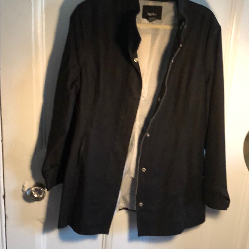Black jacket - Picture 6 of 7